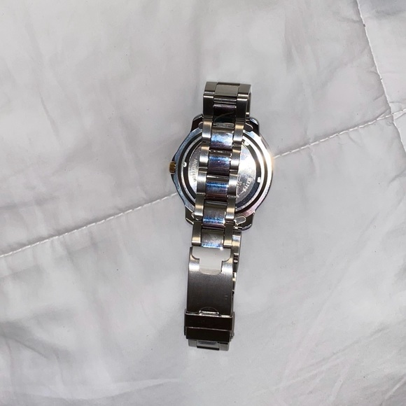 Silver watch - Picture 4 of 6